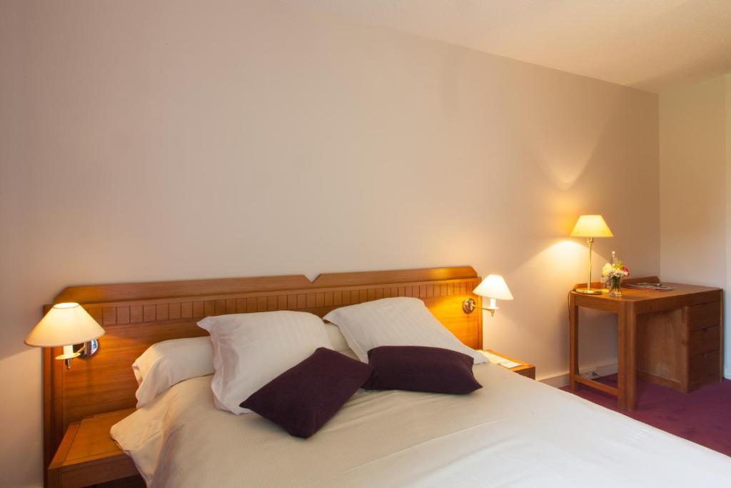 Logis Ar Milin Hotell Châteaubourg Rum bild